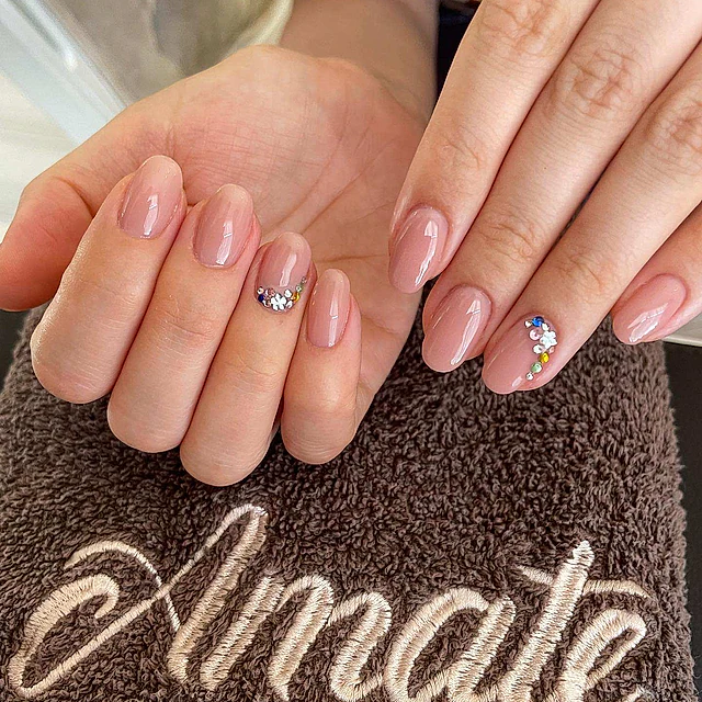 Amate Beauty Salon manicura